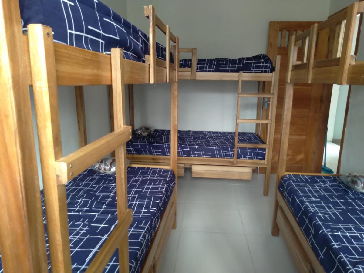 C&R Hostel Residencial Салвадор Екстериор снимка