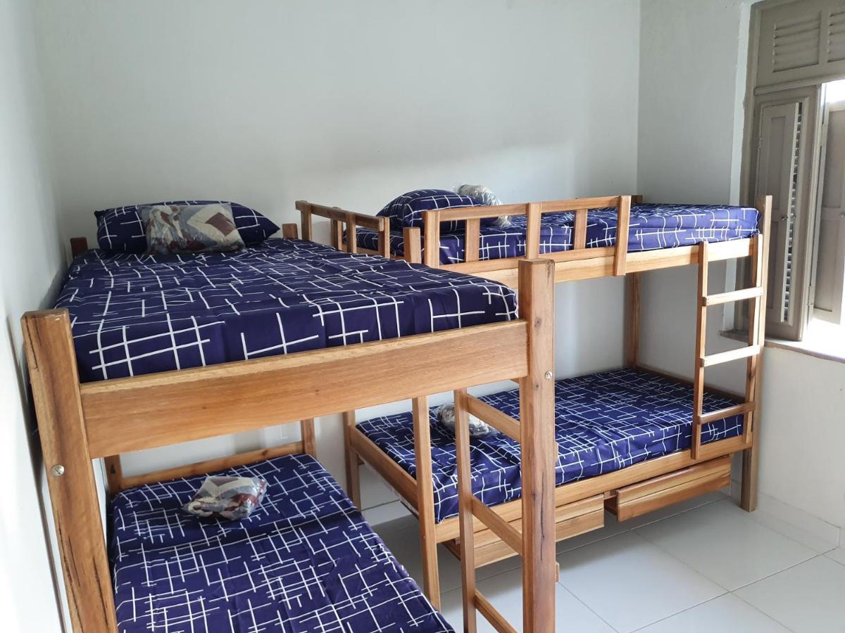 C&R Hostel Residencial Салвадор Екстериор снимка